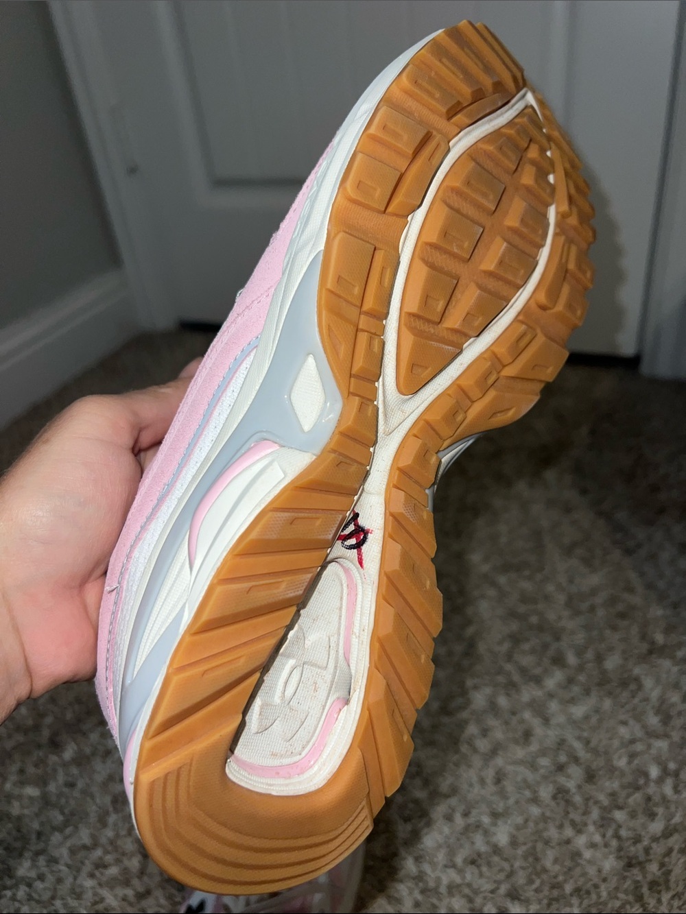 Under Armour Unisex Apparition Pink and White Athletic Running Shoes W11/M9.5 - Picture 11 of 12
